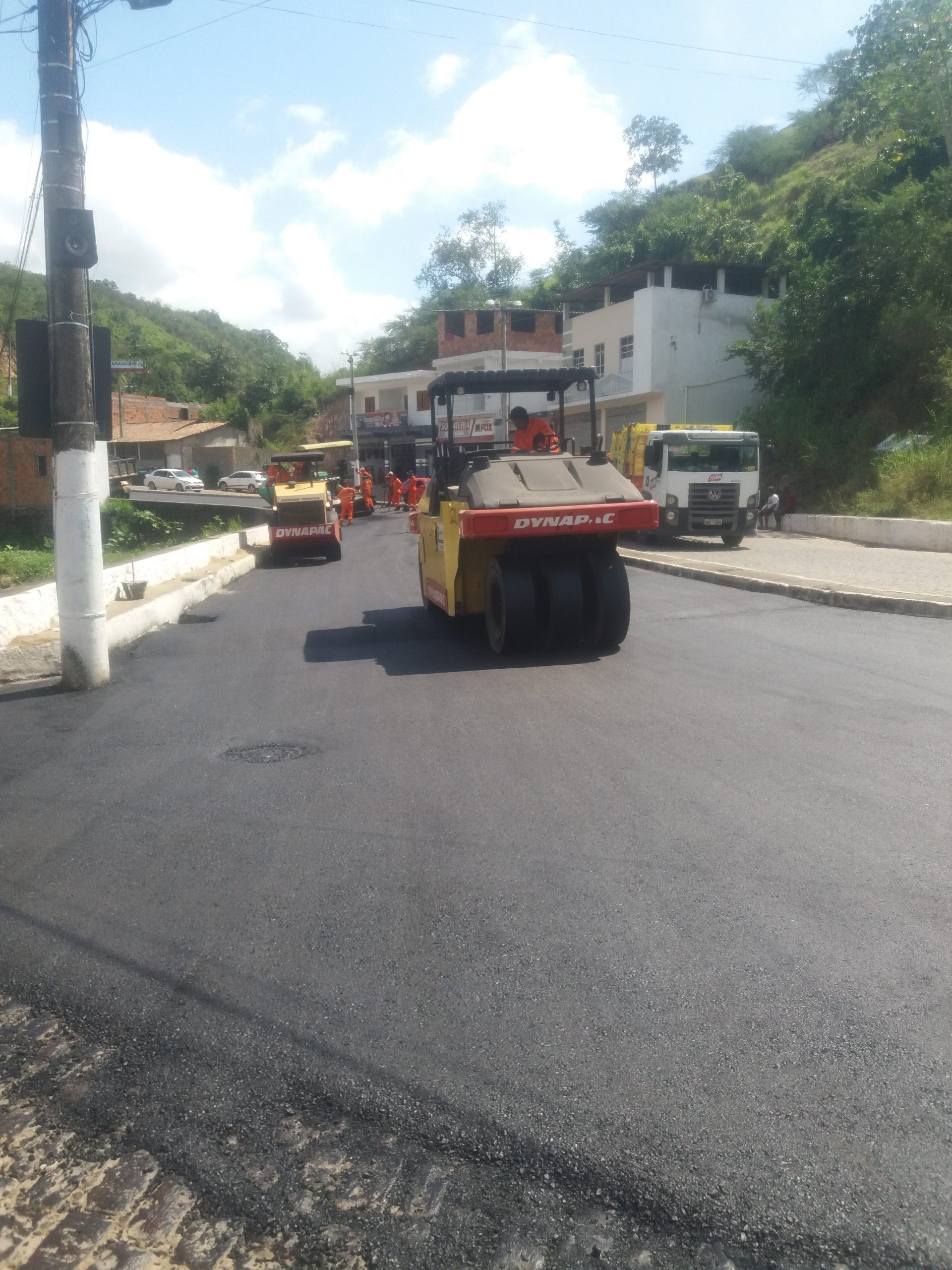 Obras de pavimentação Asfáltico em Vias Públicas Amargosa, Maragojipe e São Francisco do Conde/BA - Foto 3