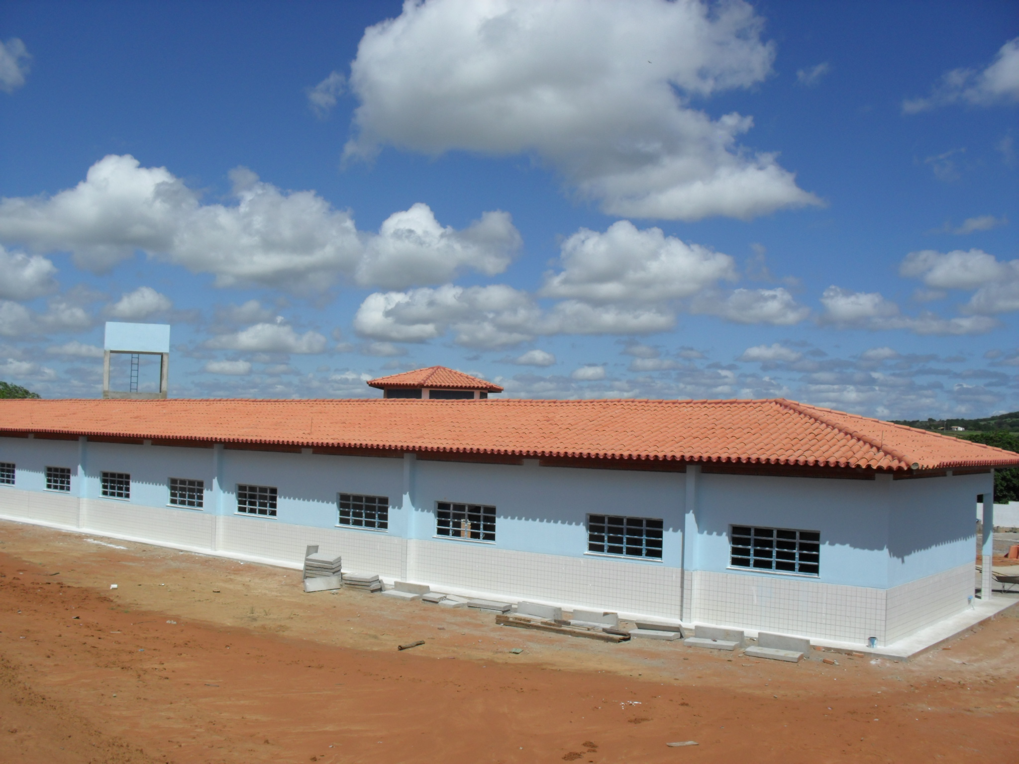 Construção de Escola de 01 pavimento com seis salas de aula – Ribeira do Pombal/BA - Foto 2
