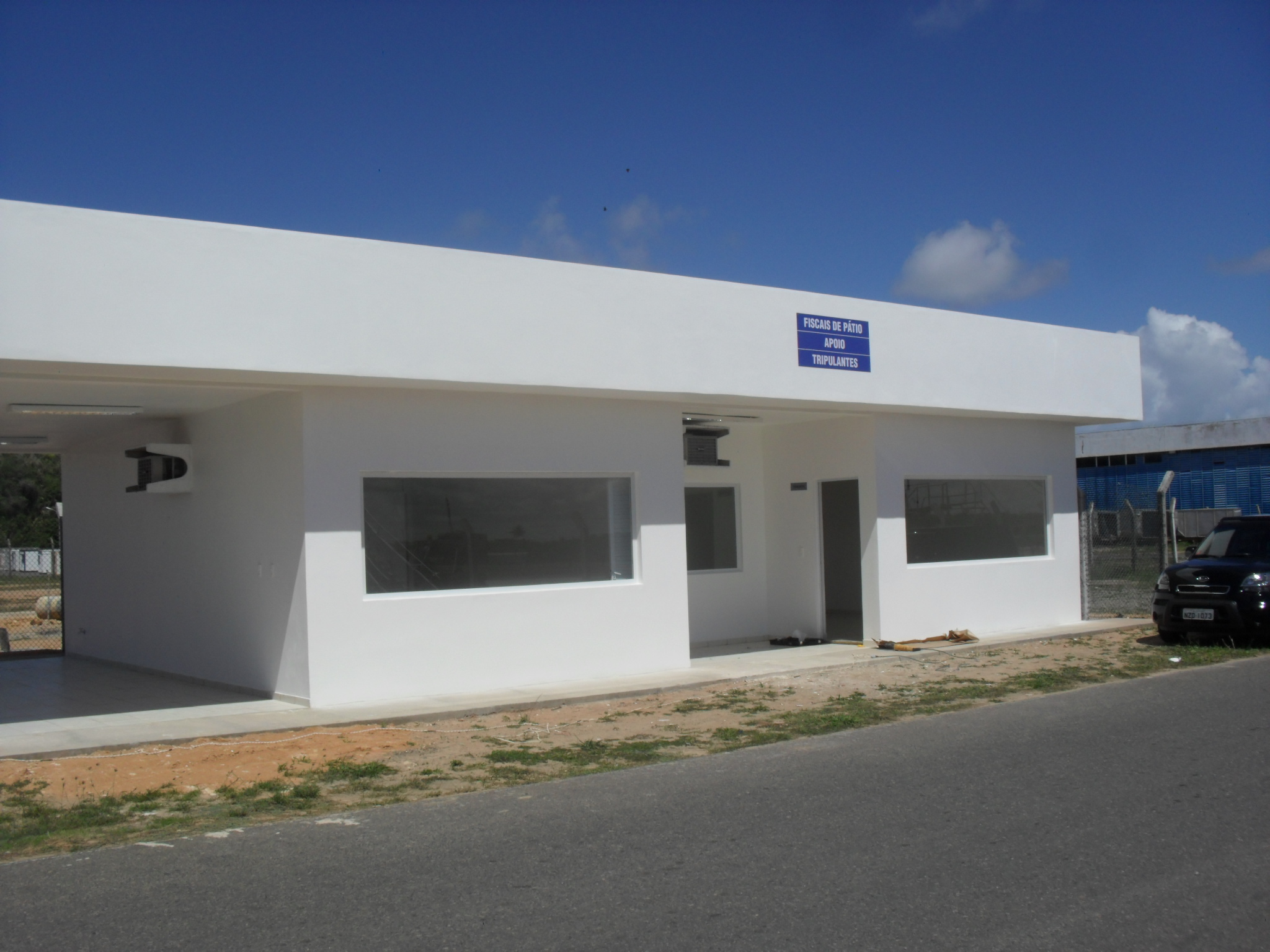 Construção da Sala de Pátio dos Fiscais Aeroporto Internacional Luiz Eduardo Magalhães – Salvador/BA - Foto 0